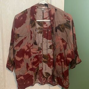 Floral half kimono, perfect for fall
